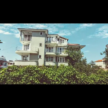 ゲストハウス Pepina *