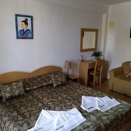 ゲストハウス Pepina